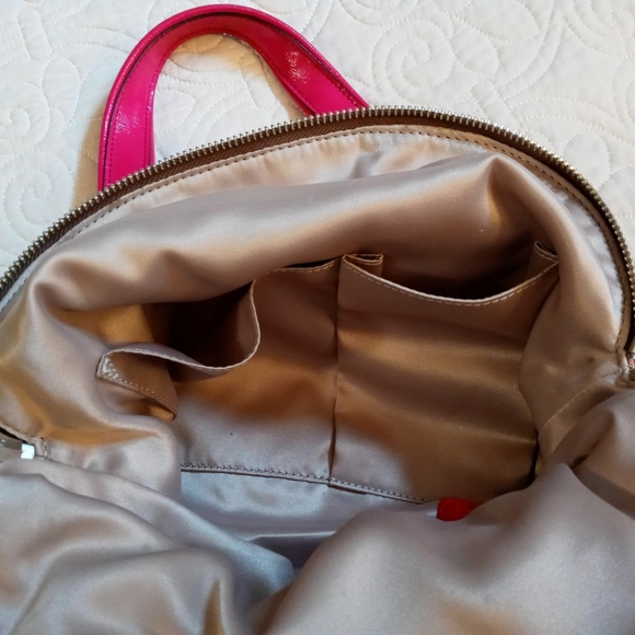 COACH  A1381 F22941 Ltd. Ed. Daisy Signature Crossbody/Tote- Khaki, Raspberry - Picture 9 of 16